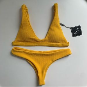 *SOLD* NWT Zaful yellow bikini set